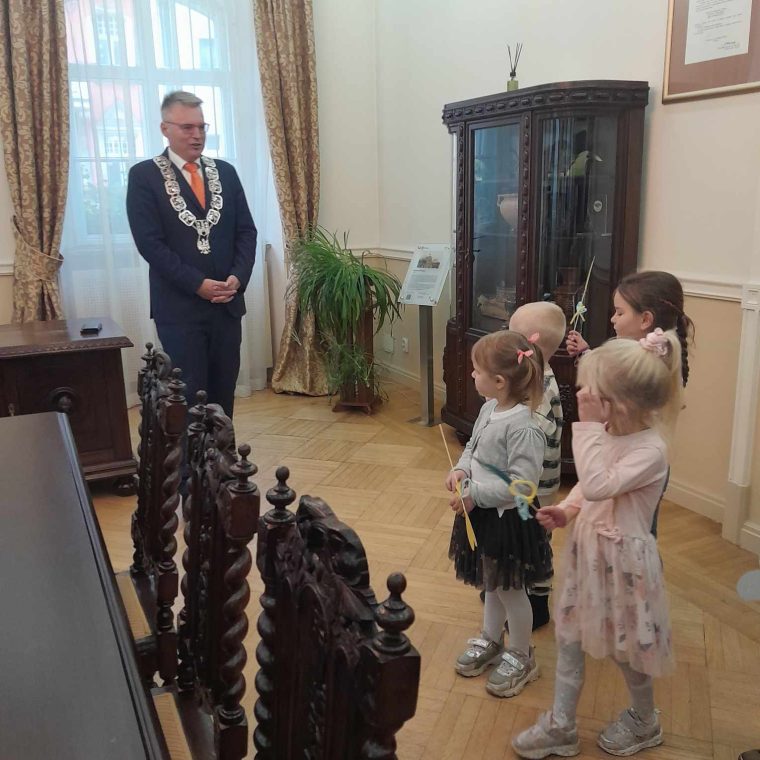 385531786_1974228746291244_4358555893060123416_n