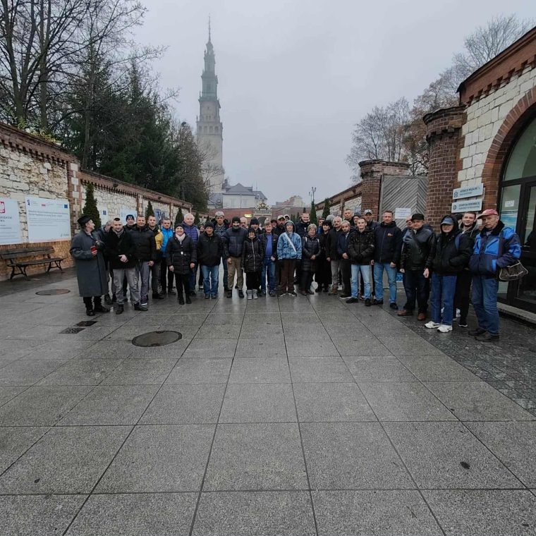 387c52a6-8b79-4e73-9f1d-9da721daee07