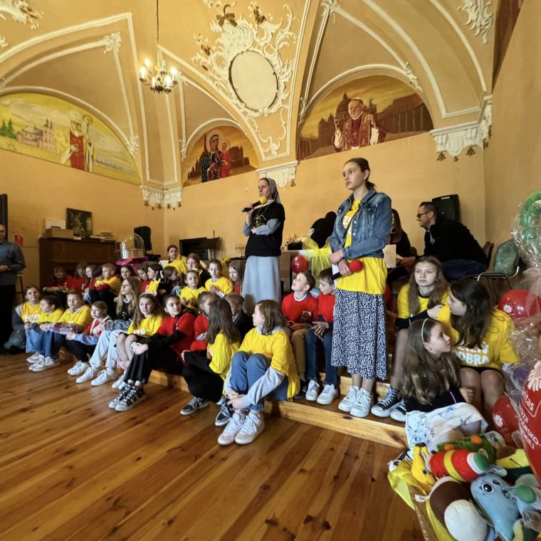 434028804_409303378486485_7272858557200101694_n